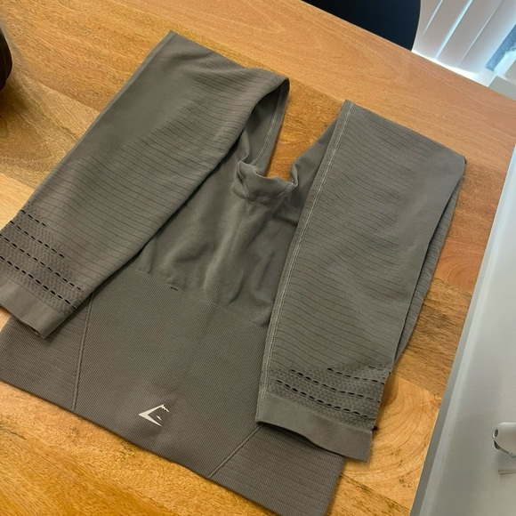 Light grey gymshark seamless countour leggings - Picture 8 of 8